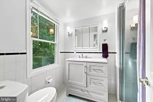 733 Main St, Brookhaven, PA 19015 - Photo 24