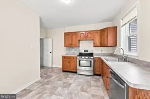 242 Virginia Ave, Folsom, PA 19033 - Photo 8