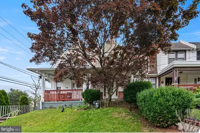 208 E Essex Avenue, Lansdowne, PA 19050 - Photo 1
