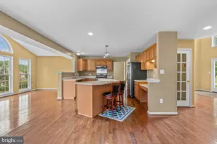12 Huntingdon Ct, Upper Chichester, PA 19061 - Photo 16
