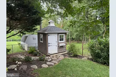 609 Hillside Avenue, Brookhaven, PA 19015 - Photo 2