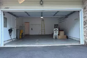1601 Country Club Dr, Springfield, PA 19064 - Photo 30