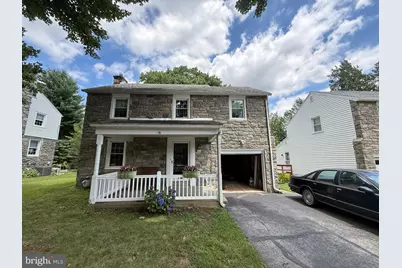 23 W Woodland Avenue, Springfield, PA 19064 - Photo 2
