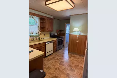 23 W Woodland Avenue, Springfield, PA 19064 - Photo 16