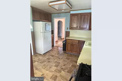 23 W Woodland Avenue, Springfield, PA 19064 - Photo 18
