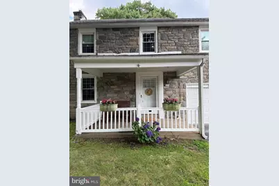 23 W Woodland Avenue, Springfield, PA 19064 - Photo 2