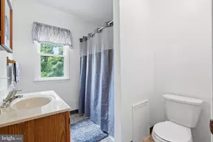 201 Summit Ave, Glenolden, PA 19036 - Photo 16