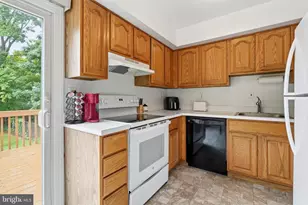 201 Summit Ave, Glenolden, PA 19036 - Photo 10