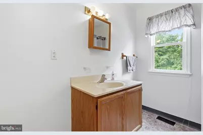 201 Summit Avenue, Glenolden, PA 19036 - Photo 16