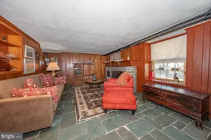 1010 Crest Rd, Wynnewood, PA 19096 - Photo 38