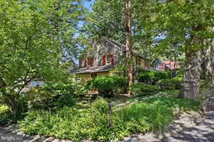 1010 Crest Rd, Wynnewood, PA 19096 - Photo 2