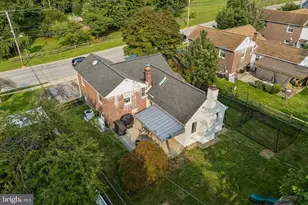 18 N Malin Rd, Broomall, PA 19008 - Photo 30