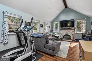 18 N Malin Rd, Broomall, PA 19008 - Photo 8