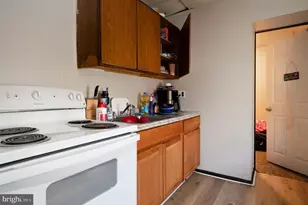 209 N 2nd St, Darby, PA 19023 - Photo 18