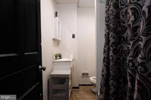 209 N 2nd St, Darby, PA 19023 - Photo 16