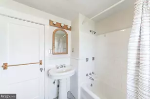 512 Tatnall Ave, Glenolden, PA 19036 - Photo 24