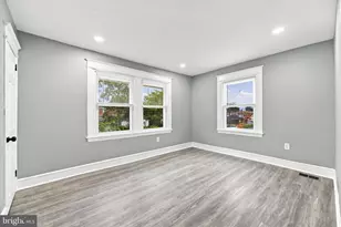 216 Woodlawn Ave, Collingdale, PA 19023 - Photo 12