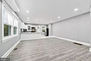 216 Woodlawn Ave, Collingdale, PA 19023 - Photo 6