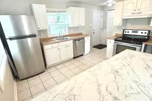 32 Scarlet Ave, Aston, PA 19014 - Photo 12