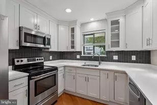 156 Eaton Dr, Wayne, PA 19087 - Photo 6