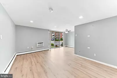 100 E Glenolden Ave Avenue #D-9, Glenolden, PA 19036 - Photo 14