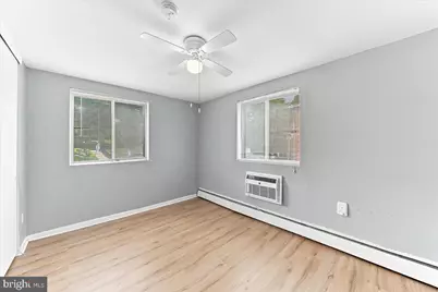 100. #D 9 E Glenolden Ave Avenue, Glenolden, PA 19036 - Photo 6