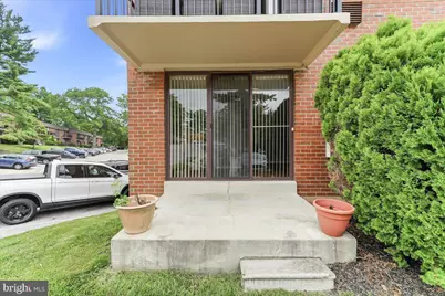 100 E Glenolden Ave Avenue #D-9, Glenolden, PA 19036 - Photo 2