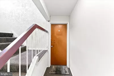 100 E Glenolden Ave Avenue #D-9, Glenolden, PA 19036 - Photo 4