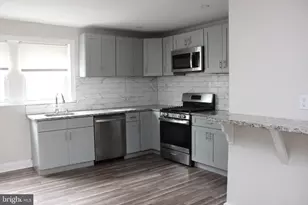 1026 Hansen Pl, Collingdale, PA 19023 - Photo 12