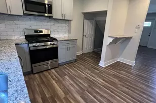 1026 Hansen Pl, Darby, PA 19023 - Photo 10