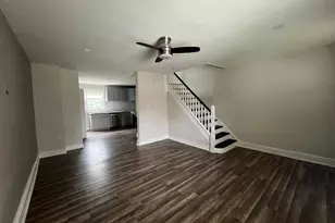 1026 Hansen Pl, Collingdale, PA 19023 - Photo 6