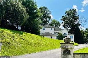 813 Cedar Grove Rd, Broomall, PA 19008 - Photo 1