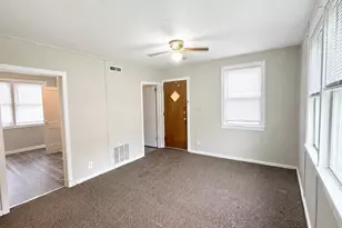 410 Austin Ct, Wallingford, PA 19086 - Photo 2