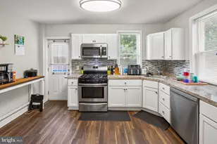 1106 Lawrence Ave, Darby, PA 19023 - Photo 8