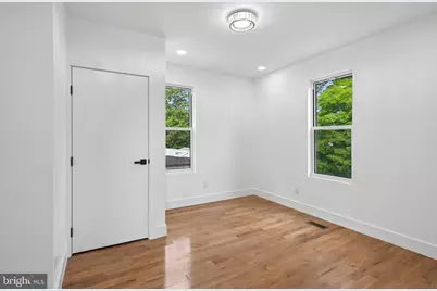 45 W Essex Avenue, Lansdowne, PA 19050 - Photo 22