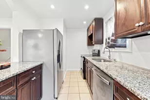 517 Poplar St, Sharon Hill, PA 19079 - Photo 6