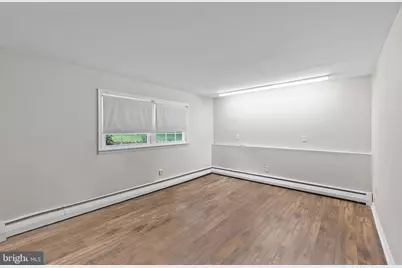2255 Hillside Lane, Aston, PA 19014 - Photo 8
