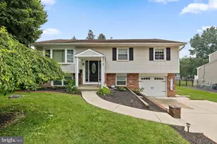 2255 Hillside Ln, Aston, PA 19014 - Photo 1