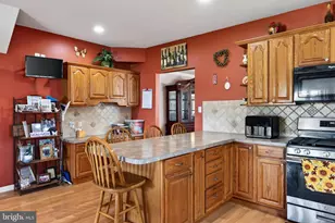 357 Swanage Dr, Broomall, PA 19008 - Photo 10
