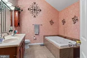 357 Swanage Dr, Broomall, PA 19008 - Photo 18