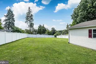 357 Swanage Dr, Broomall, PA 19008 - Photo 68