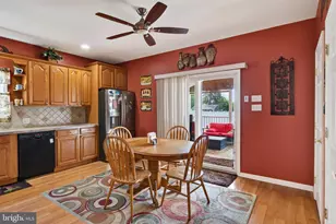 357 Swanage Dr, Broomall, PA 19008 - Photo 8