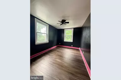 252 W 21st Street, Chester, PA 19013 - Photo 8