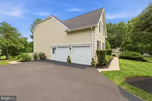 16 Heather Way, Newtown Square, PA 19073 - Photo 4