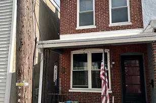 27 W 3rd St, Marcus Hook, PA 19061 - Photo 1