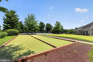 18 Dresner Cir, Upper Chichester, PA 19061 - Photo 34
