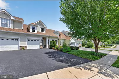 18 Dresner Circle, Upper Chichester, PA 19061 - Photo 8