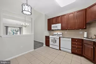 18 Dresner Cir, Upper Chichester, PA 19061 - Photo 14