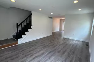 186 Crum Creek Dr, Woodlyn, PA 19094 - Photo 2