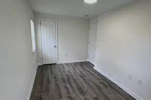 186 Crum Creek Dr, Woodlyn, PA 19094 - Photo 16